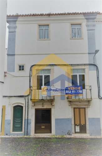Venda conjunta de 2 Prédios em Estremoz