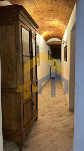 🏡 Moradia Térrea em Banda T2 no Centro de Estremoz