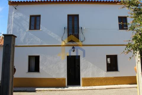 Moradia T2 Venda em Estremoz (Santa Maria e Santo André),Estremoz