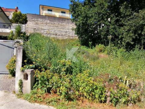 Lote de terreno para venda - Ponte da Barca
