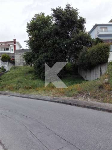 Lote de terreno para venda - Ponte da Barca