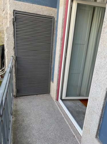 T0  com Varanda na Baixa do Porto – Rua do Bonjardim