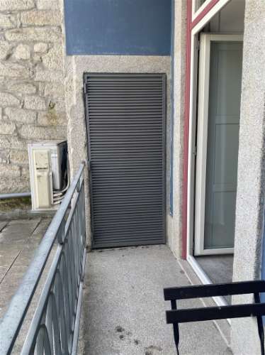 T0  com Varanda na Baixa do Porto – Rua do Bonjardim