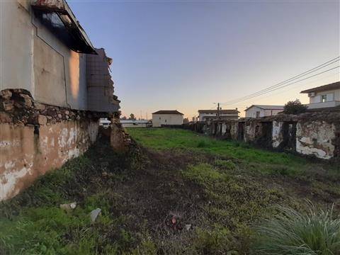 Terreno na Vila de Cucujães, Oliveira de Azeméis
