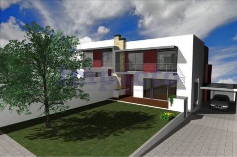 Lote de Terreno na Azenha em Arrifana, Santa Maria da Feira.