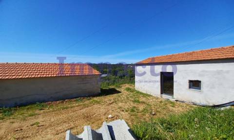 Moradias para reconstrução em Ossela, Oliveira de Azeméis