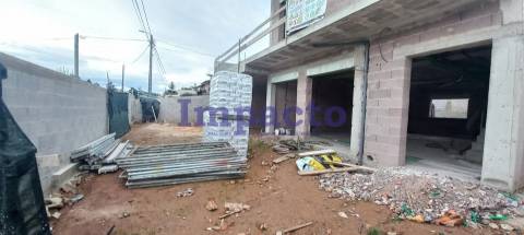 Moradia Isolada T3 em construção, São Roque
