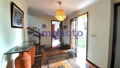 Excelente moradia T4 isolada em Macieira de Sarnes