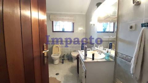 Excelente moradia T4 isolada em Macieira de Sarnes