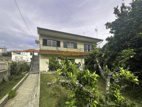 Moradia Isolada T9 Venda em Madeirã,Oleiros