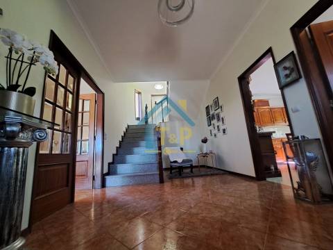 Moradia T3 Venda em São Martinho de Mouros,Resende