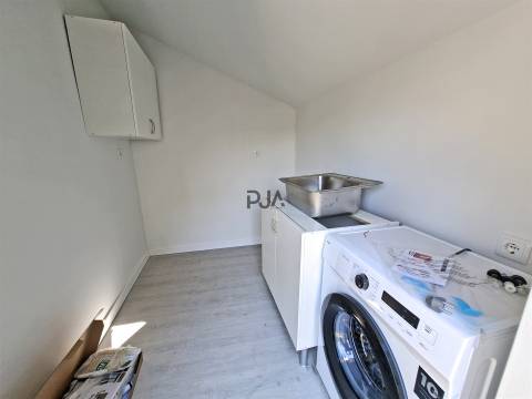 Apartamento T0 para arrendar em Mangualde