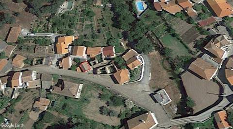 Moradia para Recuperar em Vila Cortês da Serra, Gouveia