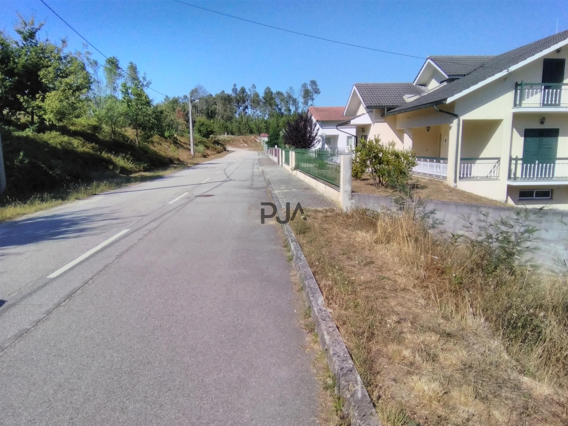 Lote de Terreno para construção em Calde, Viseu