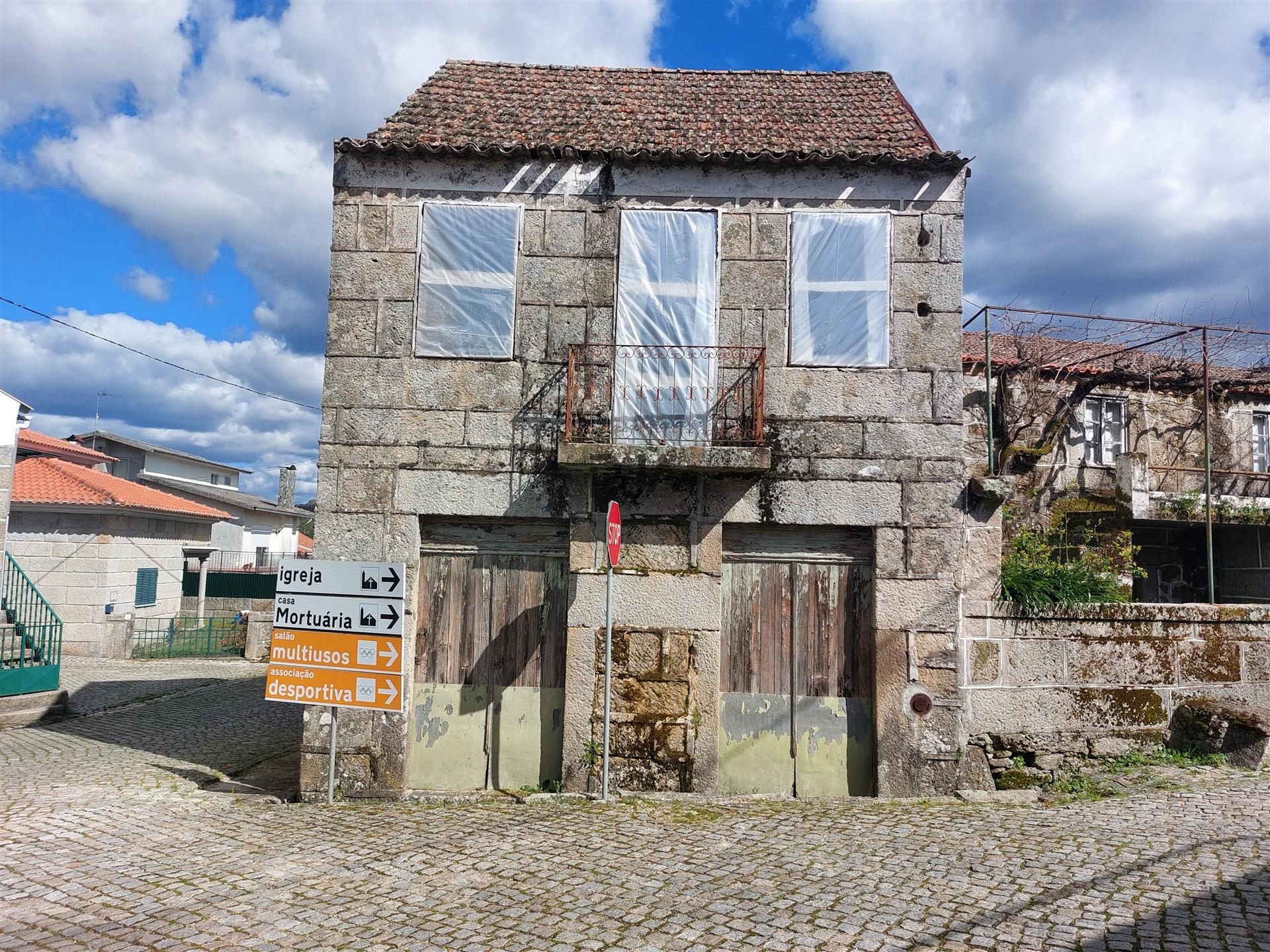 Moradia para Restaurar T3, Antas