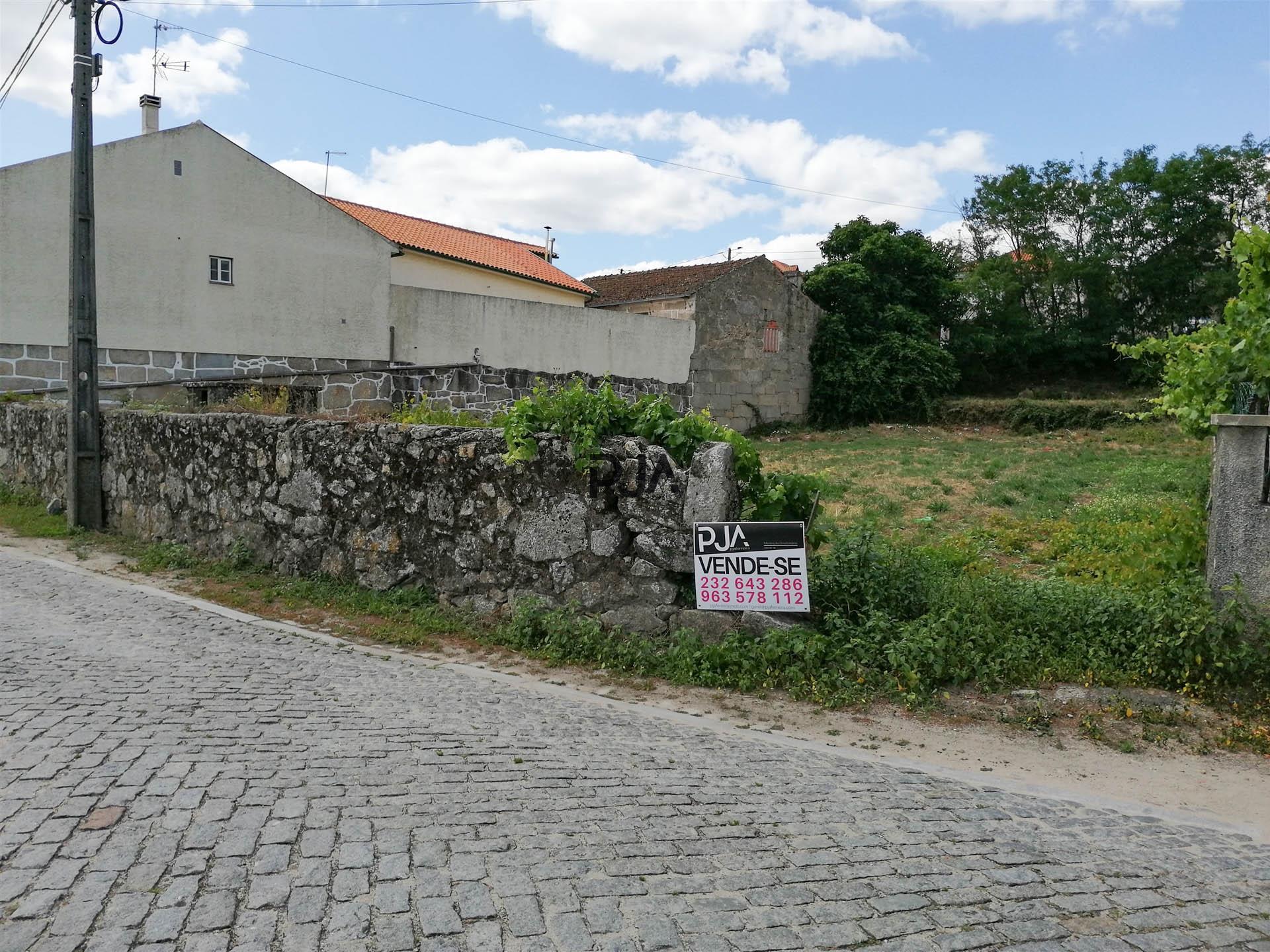 Lote para construção em Cubos, Mangualde