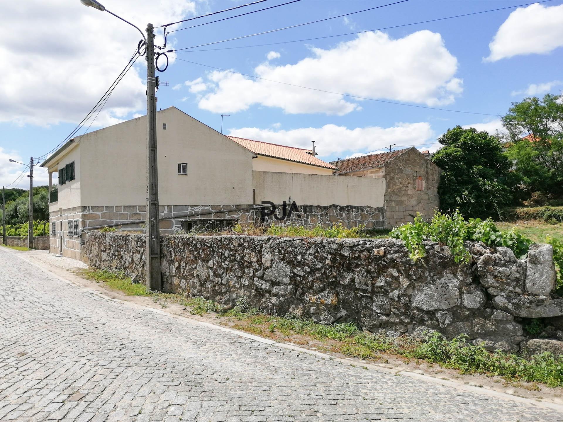 Lote para construção em Cubos, Mangualde