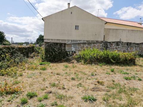 Lote para construção em Cubos, Mangualde