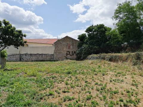 Lote para construção em Cubos, Mangualde
