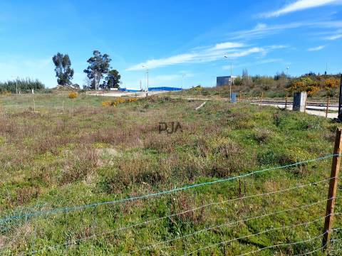 Lote para Construção de prédio - 6 fogos, Mangualde