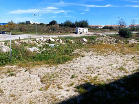 Lote para Construção de prédio - 6 fogos, Mangualde