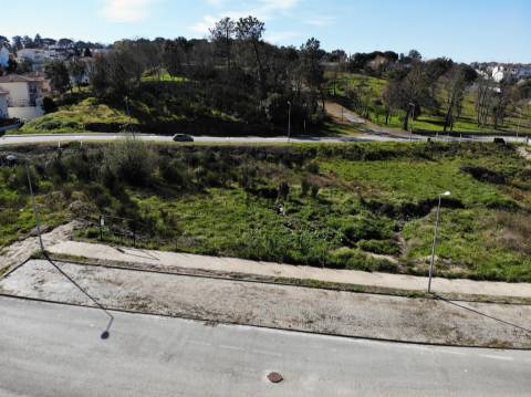 Lote para Construção de prédio - 6 fogos em Mangualde