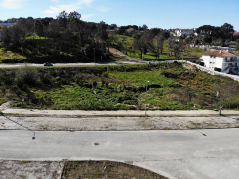 Lote para Construção de prédio - 6 fogos em Mangualde