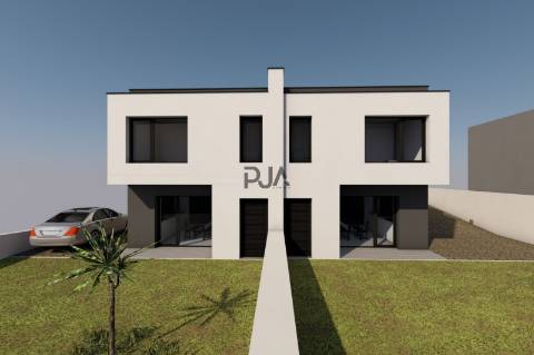Moradia T3 Geminada em Mangualde