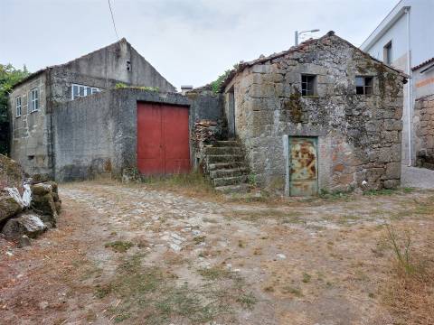 Moradia em Pedra em Nesperereira, Viseu