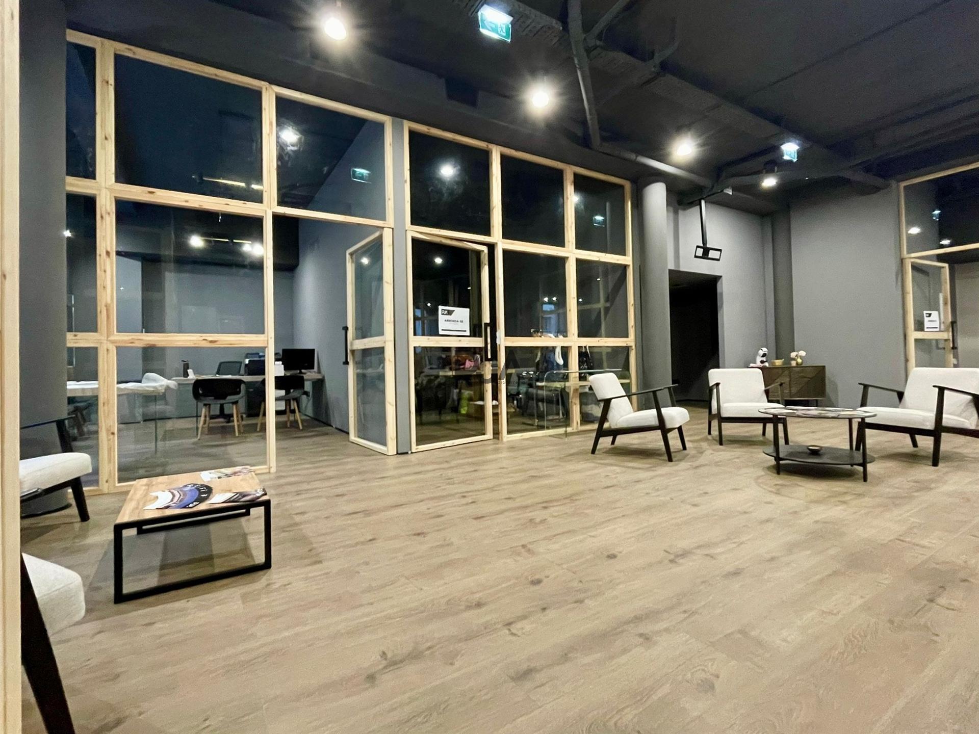 Espaços Comerciais Coworking em Tondela