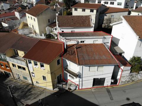 Moradia T2+2 em Abraveses, Viseu