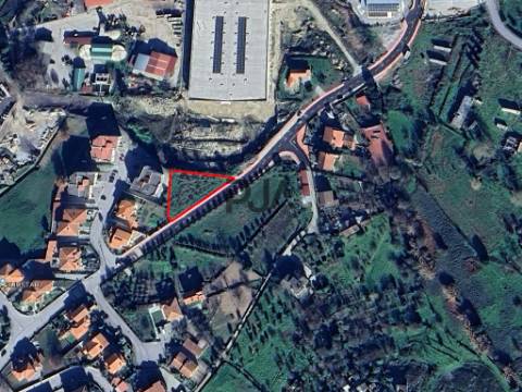 Terreno para construção de prédio com 9 fogos em Mangualde