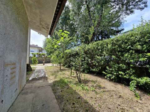 Apartamento T4 em Viso, Viseu