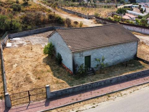 Moradia em Nogueira de Cima, Cepões, Viseu