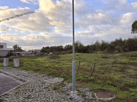 Lote de Terreno para Construção em Nespereira, Gouveia