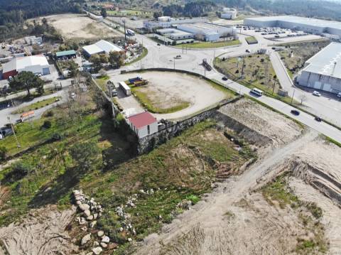 Terreno para vender em Nelas