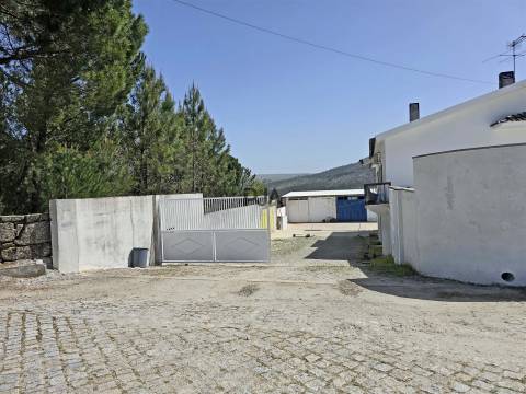 Arrumos/armazém para venda em Mangualde