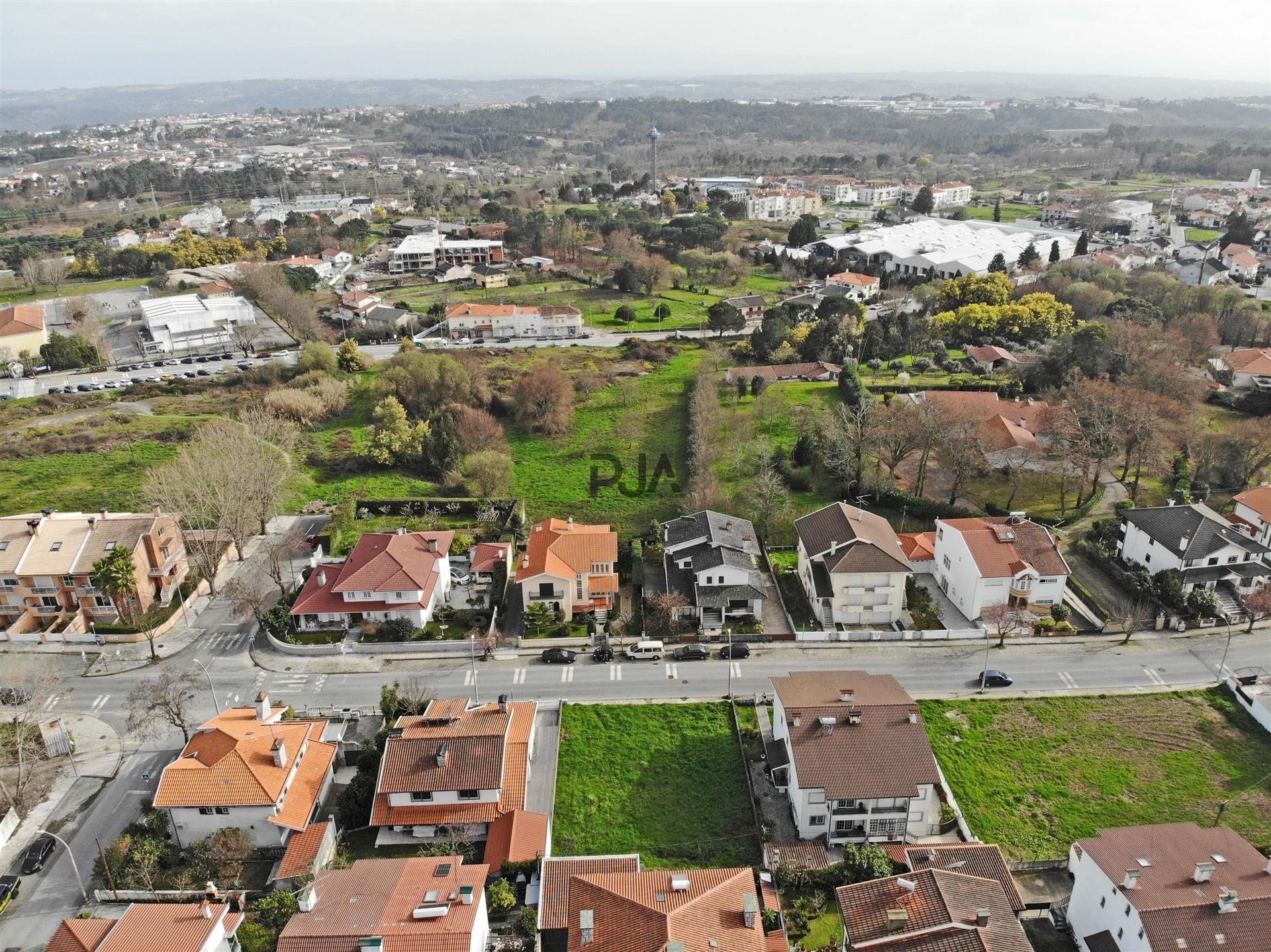 Lote de terreno para construção em Viso, Viseu