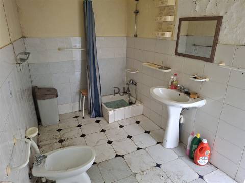 Moradia T3 em Vila Nova de Foz Côa, Guarda