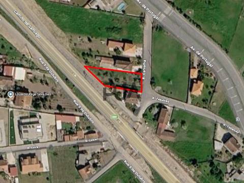 Terreno com viabilidade construtiva em Tondela
