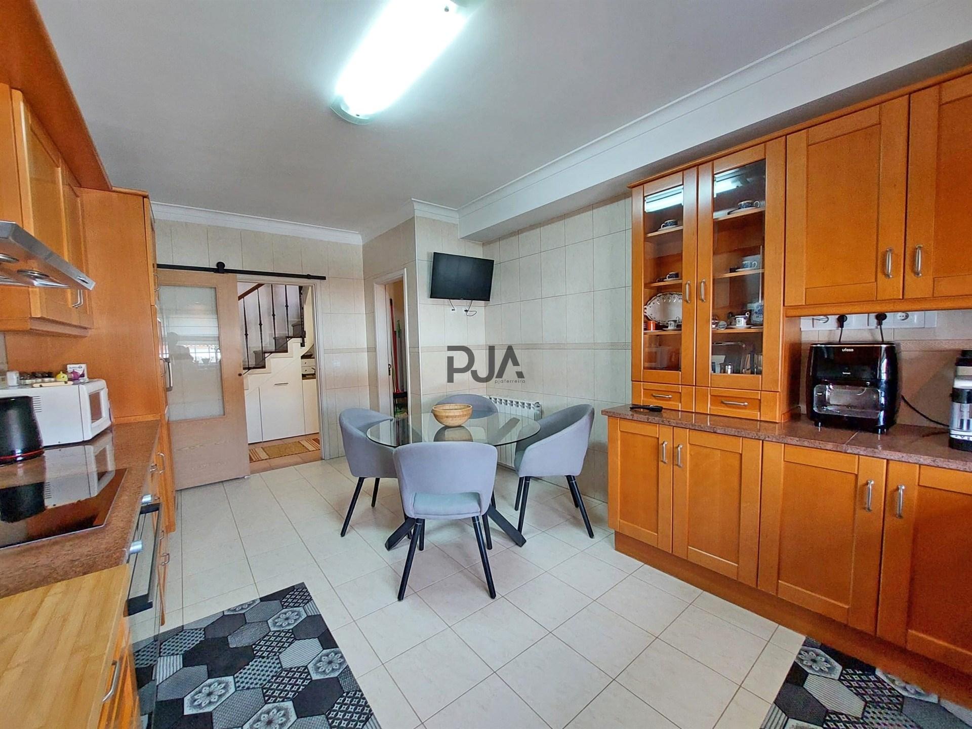 Apartamento T2+2 Duplex em Penalva do Castelo