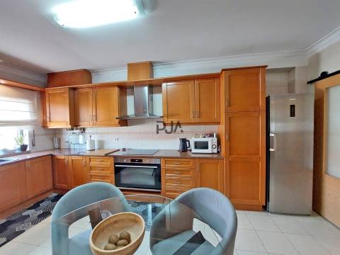 Apartamento T2+2 Duplex em Penalva do Castelo