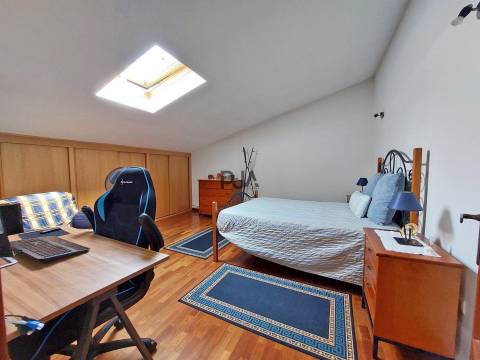Apartamento T2+2 Duplex em Penalva do Castelo