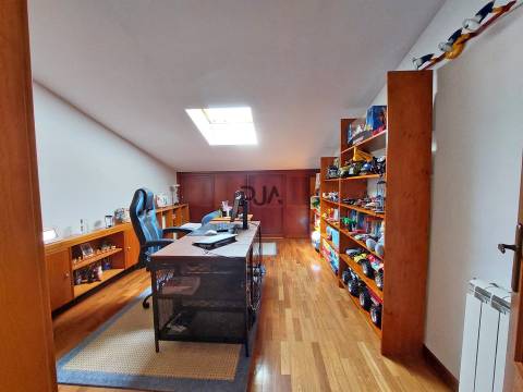 Apartamento T2+2 Duplex em Penalva do Castelo