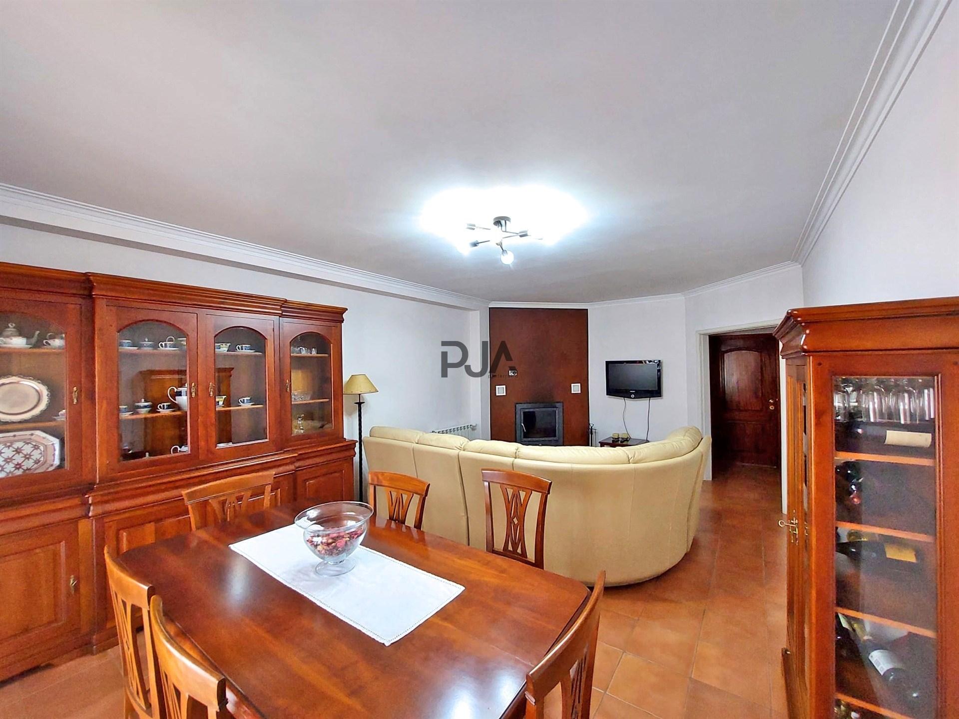 Apartamento T2+2 Duplex em Penalva do Castelo