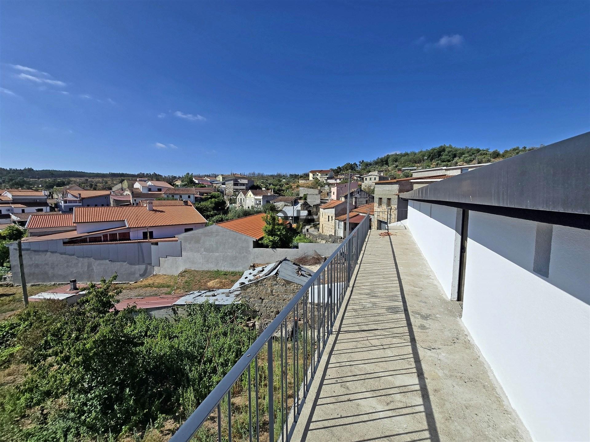 Moradia T5 em Seixas, Oliveira do Hospital