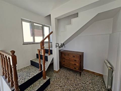 Moradia T5 em Seixas, Oliveira do Hospital