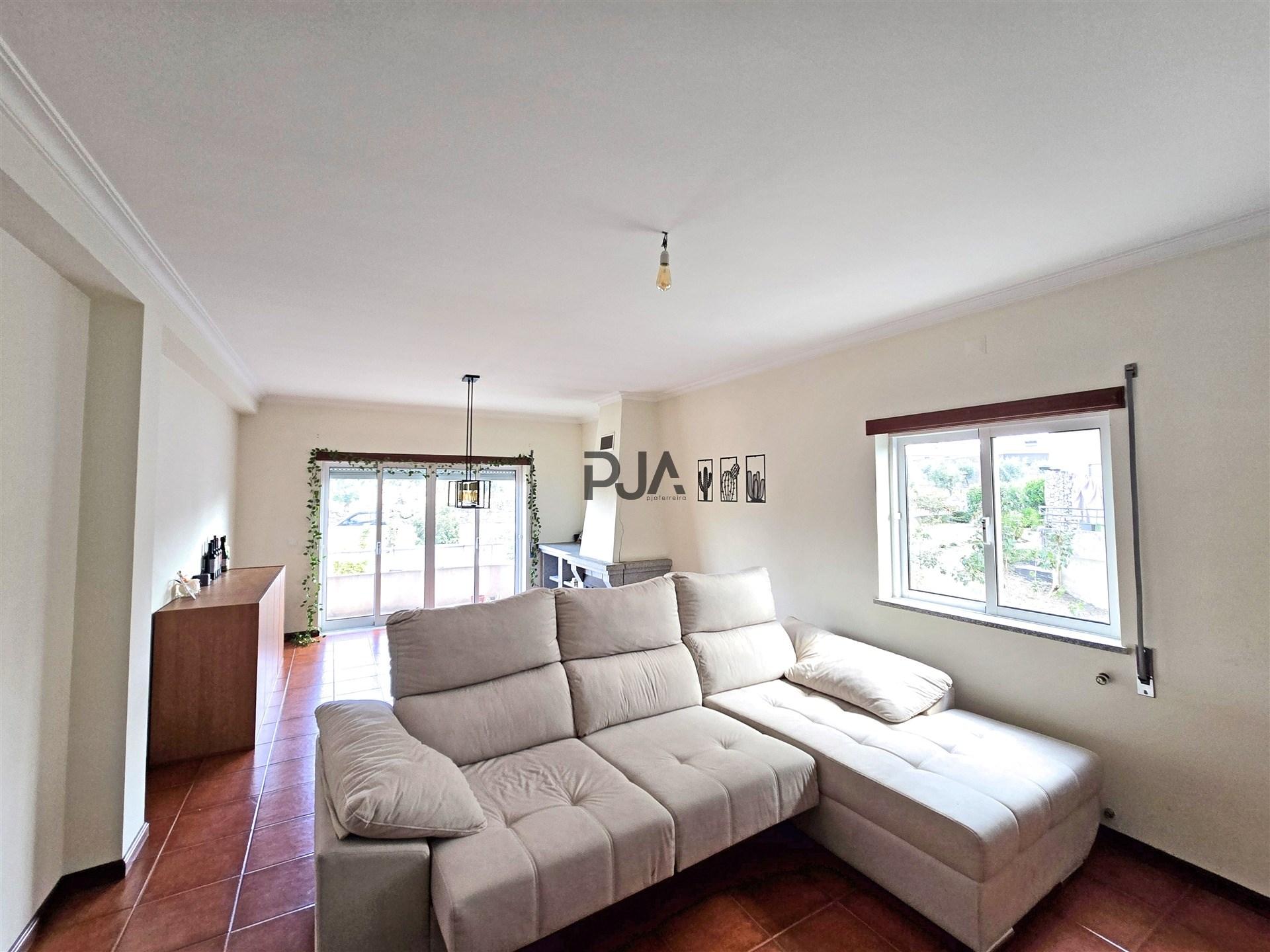 Apartamento T3 com Garagem em Mangualde