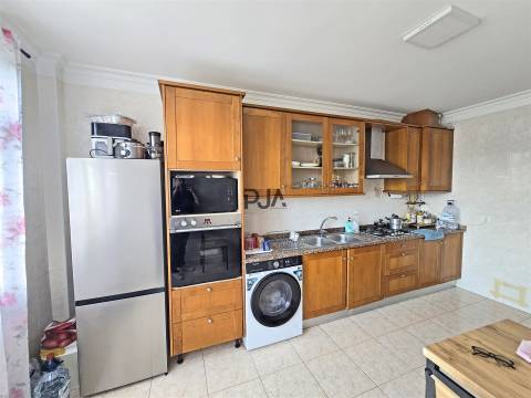 Apartamento T3 com Garagem em Mangualde