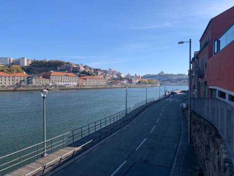T5 novo com vista mar e rio